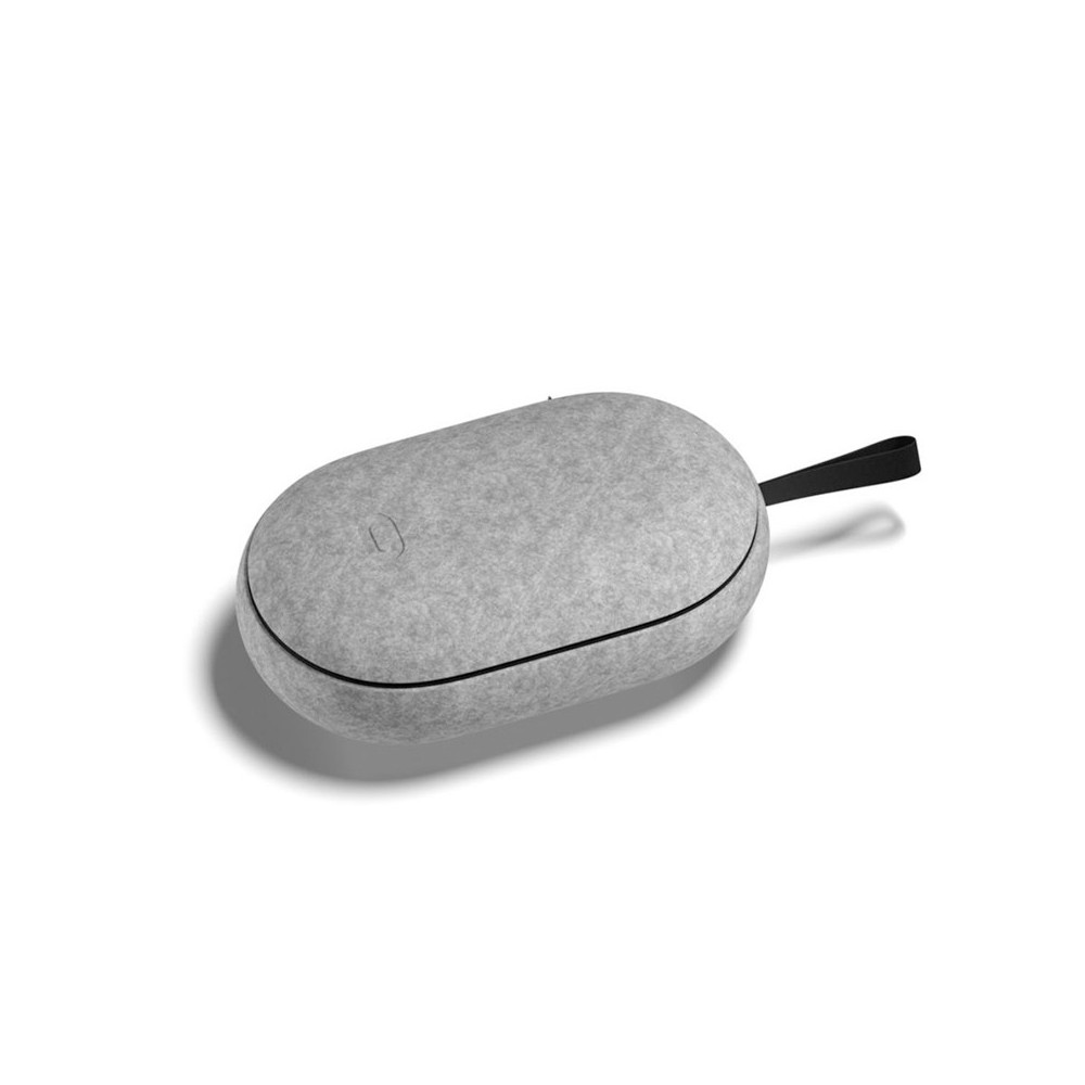 Storage case for Oculus Quest 2