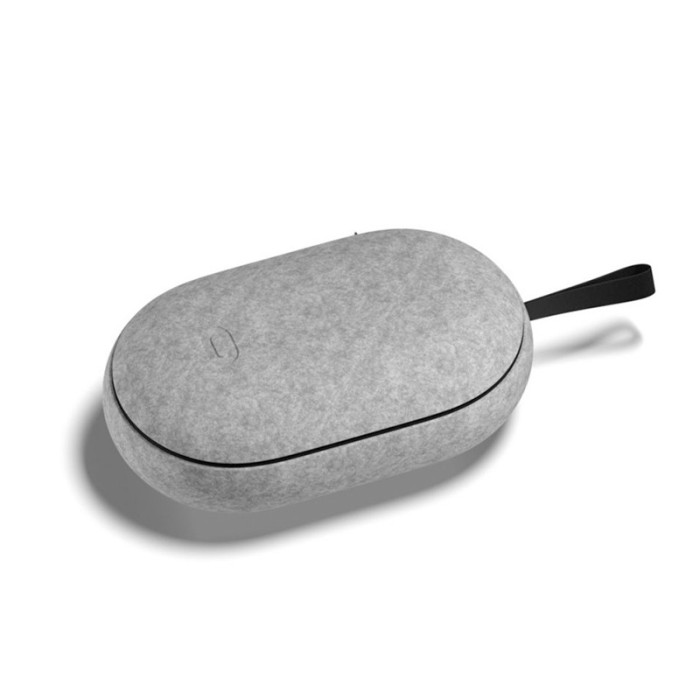 Storage case for Oculus Quest 2
