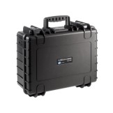 Der 5000 B&W Koffer zur Aufbewahrung für VR-Headset.