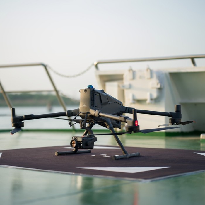 DJI Matrice 400 – Drone professionnel haute performance pour missions industrielles